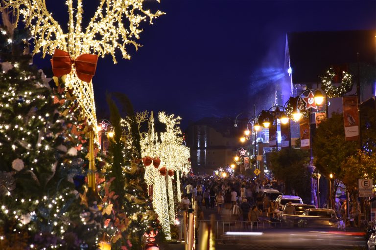 Natal Luz de Gramado - Hostel Chocolatchê